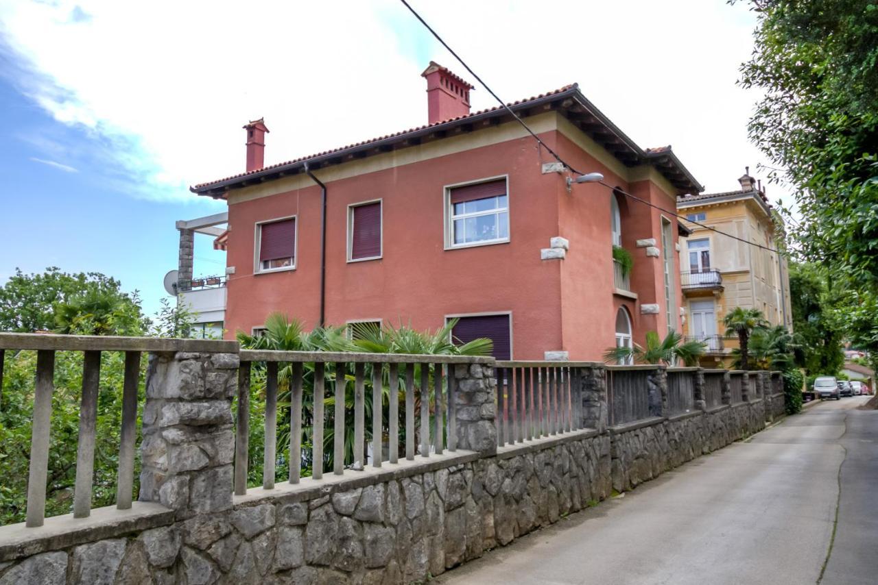 Apartment Anka Opatija Eksteriør billede